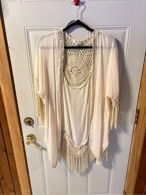 Rebellion Cream Crochet Fringe Kimono Cardigan Size Medium